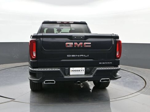 Used 2022 GMC Sierra 1500 Denali w/ Denali Reserve Package AWD/4WD image 8