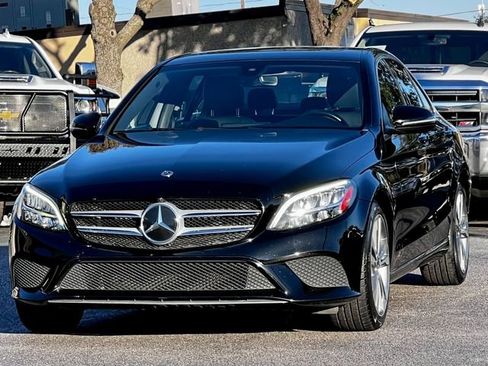 Used 2020 Mercedes-Benz C 300 Sedan image 3