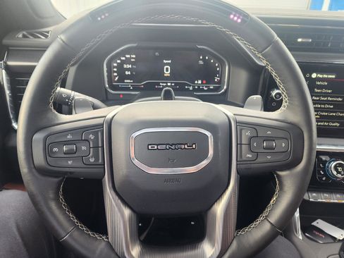 Used 2025 GMC Sierra 1500 Denali Ultimate image 22