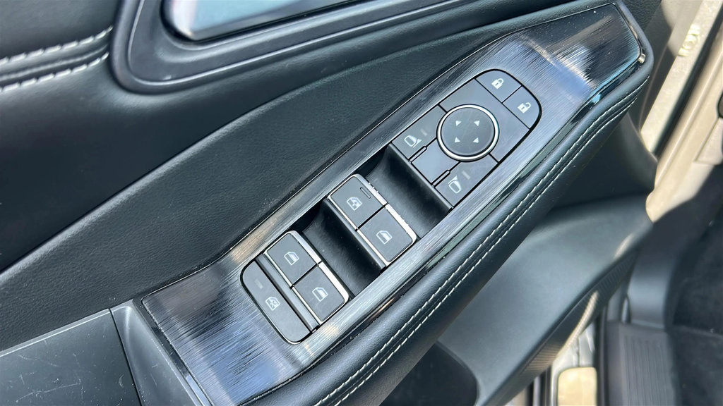 Used 2024 Nissan Rogue SL w/ SL Premium Package FWD image 14