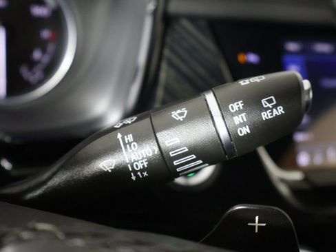 Used 2022 Cadillac XT6 Premium Luxury image 41