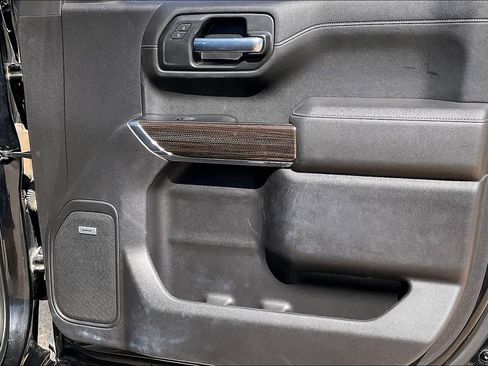 Used 2022 Chevrolet Silverado 1500 RST w/ Convenience Package II AWD/4WD image 23