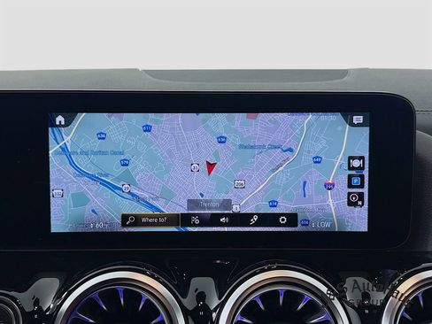 Used 2022 Mercedes-Benz GLA 35 AMG 4MATIC image 18