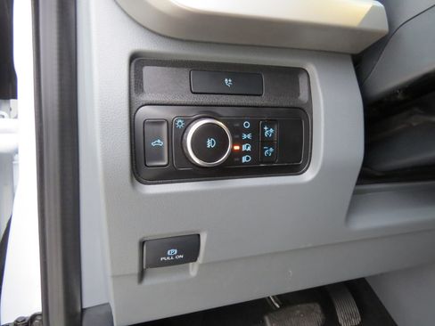 Used 2023 Ford F350 XLT w/ 360-Degree Camera Package image 21