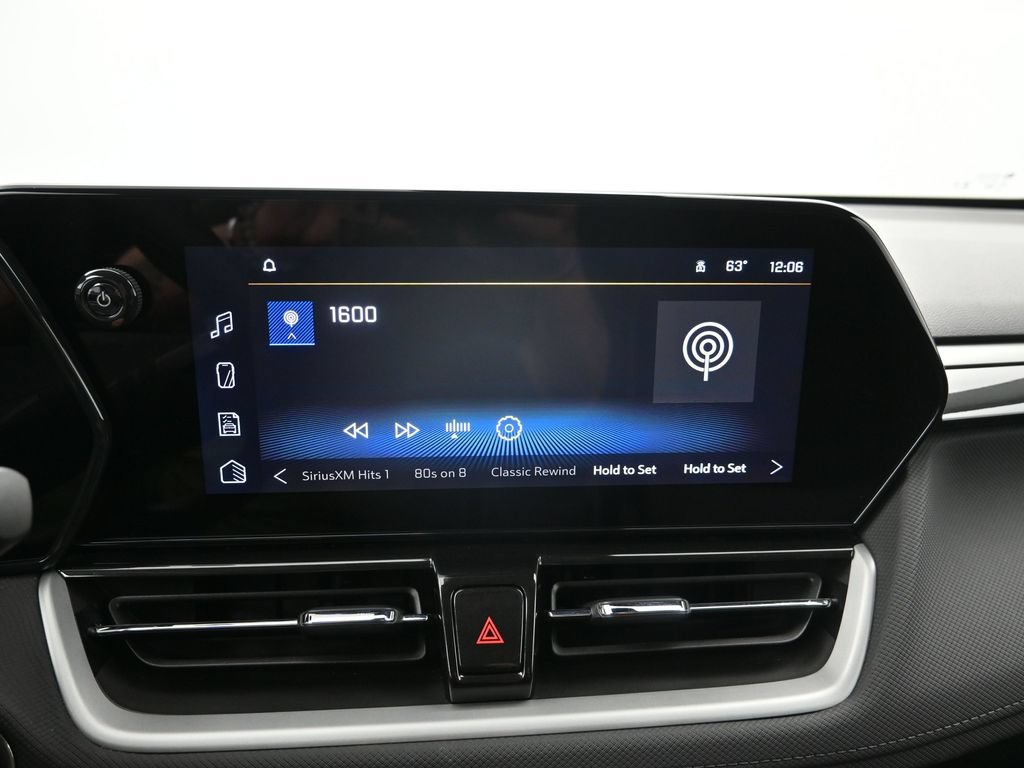 Used 2025 Chevrolet TrailBlazer LT FWD image 15
