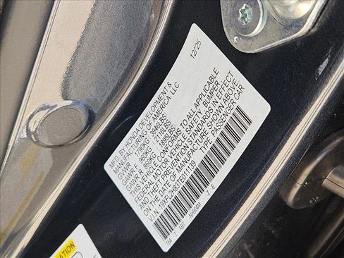 New 2026 Honda Civic Sport image 17