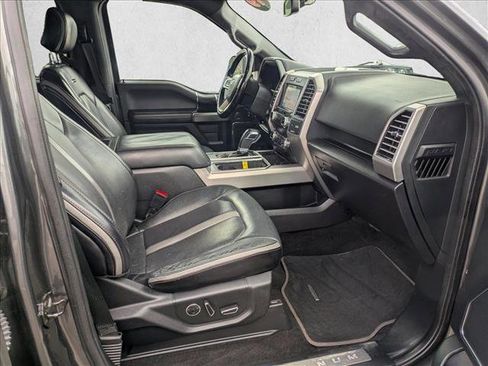 Used 2019 Ford F150 Platinum image 18