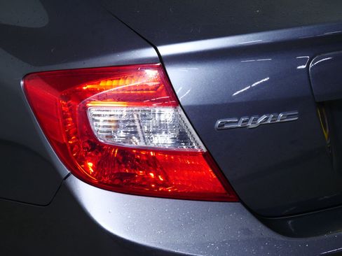 Used 2012 Honda Civic LX image 17