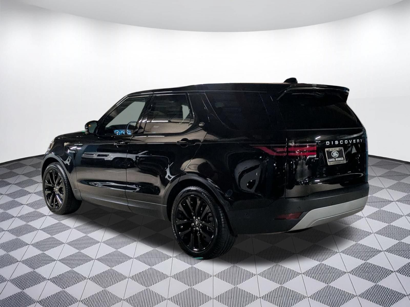 New 2026 Land Rover Discovery S AWD/4WD image 3