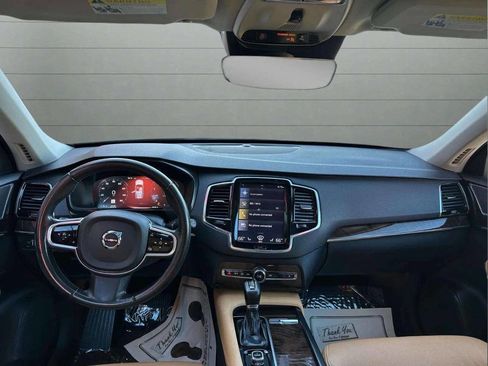 Used 2016 Volvo XC90 T6 Momentum image 21