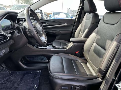 Used 2023 Chevrolet Bolt EUV Premier w/ Sun & Sound Package image 22