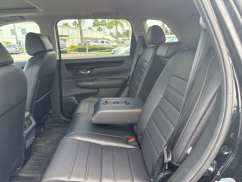 Used 2025 Honda CR-V EX-L image 9