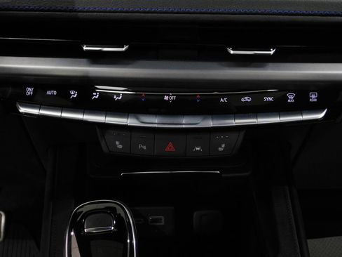 Used 2024 Cadillac XT4 Sport w/ LPO, Floor Liner Package AWD/4WD image 43