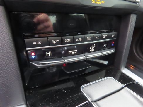 Used 2014 Mercedes-Benz E 63 AMG S-Model image 27