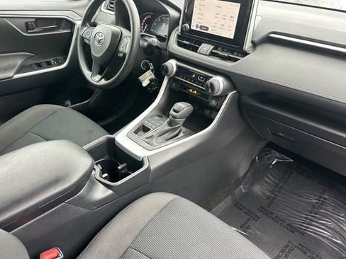 Certified 2025 Toyota RAV4 LE image 20