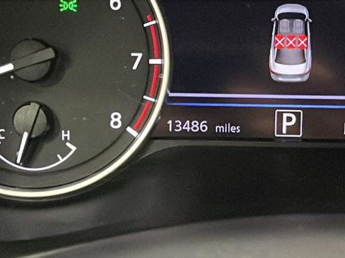 Used 2025 Nissan Sentra SV w/ All-Weather Package FWD image 11