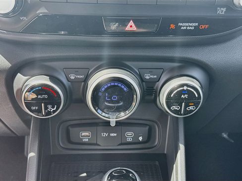 New 2026 Hyundai Venue SEL FWD image 12