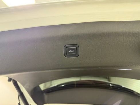 Used 2023 Buick Enclave Essence w/ LPO, Floor Liner Package image 9