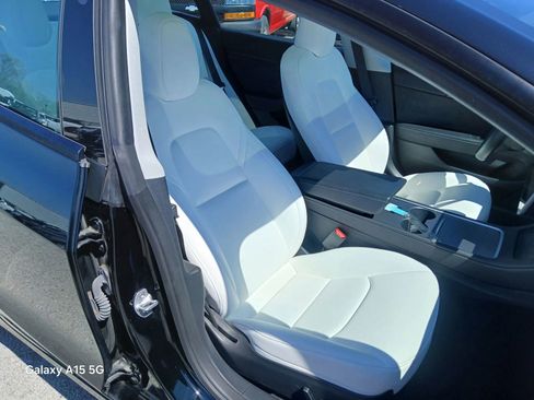 Used 2023 Tesla Model 3 Standard Range image 20