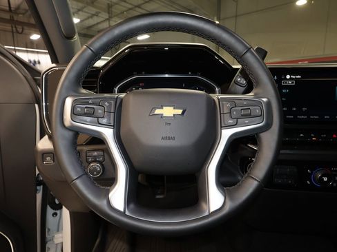 Used 2026 Chevrolet Silverado 1500 LT image 10