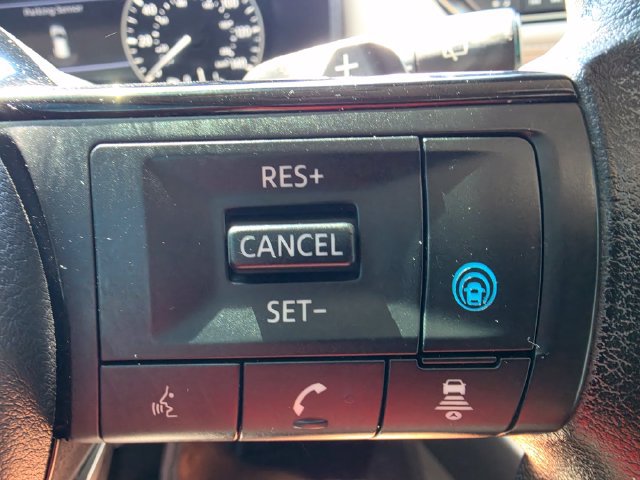 Used 2021 Nissan Rogue SV FWD image 21