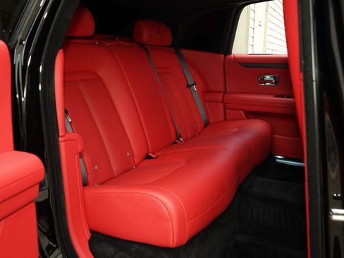 Used 2025 Rolls-Royce Ghost image 17