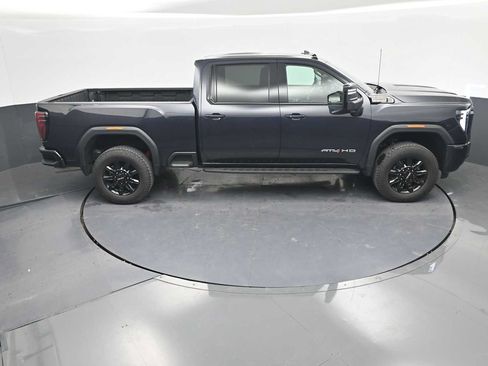 Used 2024 GMC Sierra 2500 AT4 w/ AT4 Premium Plus Package AWD/4WD image 53
