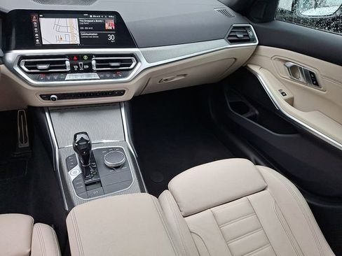 Used 2021 BMW 330i xDrive Sedan w/ M Sport Package AWD/4WD image 16