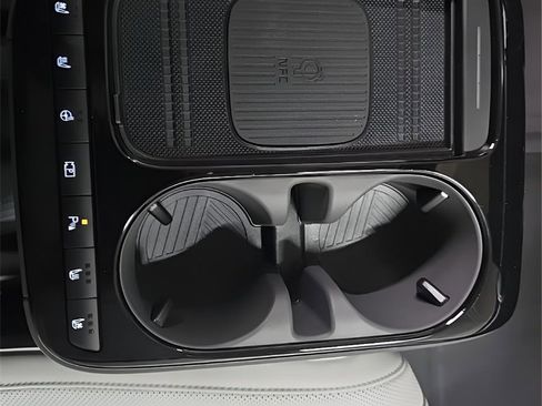 New 2026 Hyundai Ioniq 5 Limited image 28