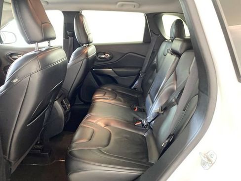 Used 2020 Jeep Cherokee Limited AWD/4WD image 22