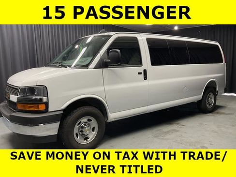 Used 2025 Chevrolet Express 3500 LT w/ LT Preferred Equipment Group image 1