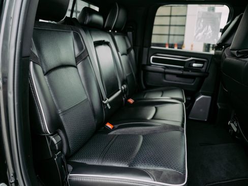 Used 2025 RAM 3500 Laramie image 11