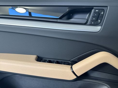 New 2026 Porsche Cayenne Coupe image 12