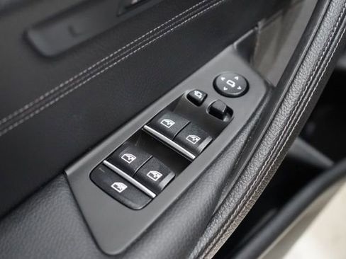 Used 2019 BMW 540i xDrive w/ Convenience Package AWD/4WD image 19
