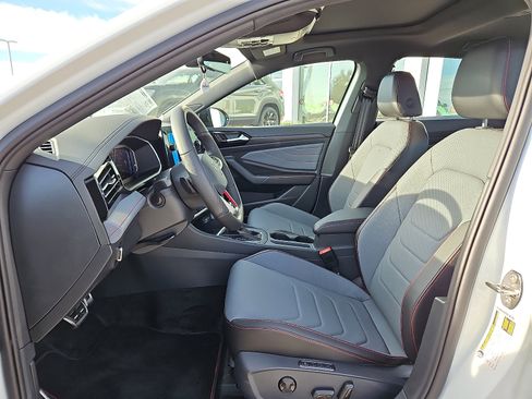 New 2026 Volkswagen Jetta GLI Autobahn image 9