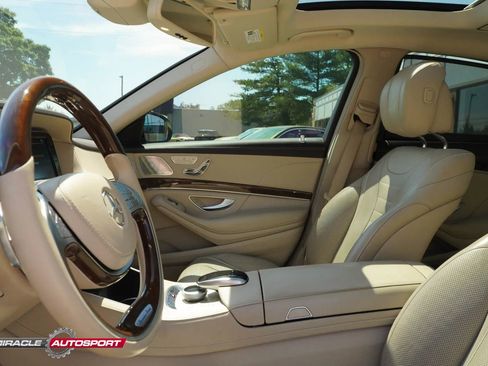 Used 2016 Mercedes-Benz S 550 4MATIC Sedan image 20