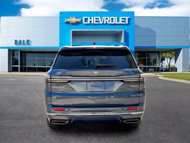 Used 2025 Buick Enclave Avenir w/ Trailering Package, 5000 lbs. FWD image 4