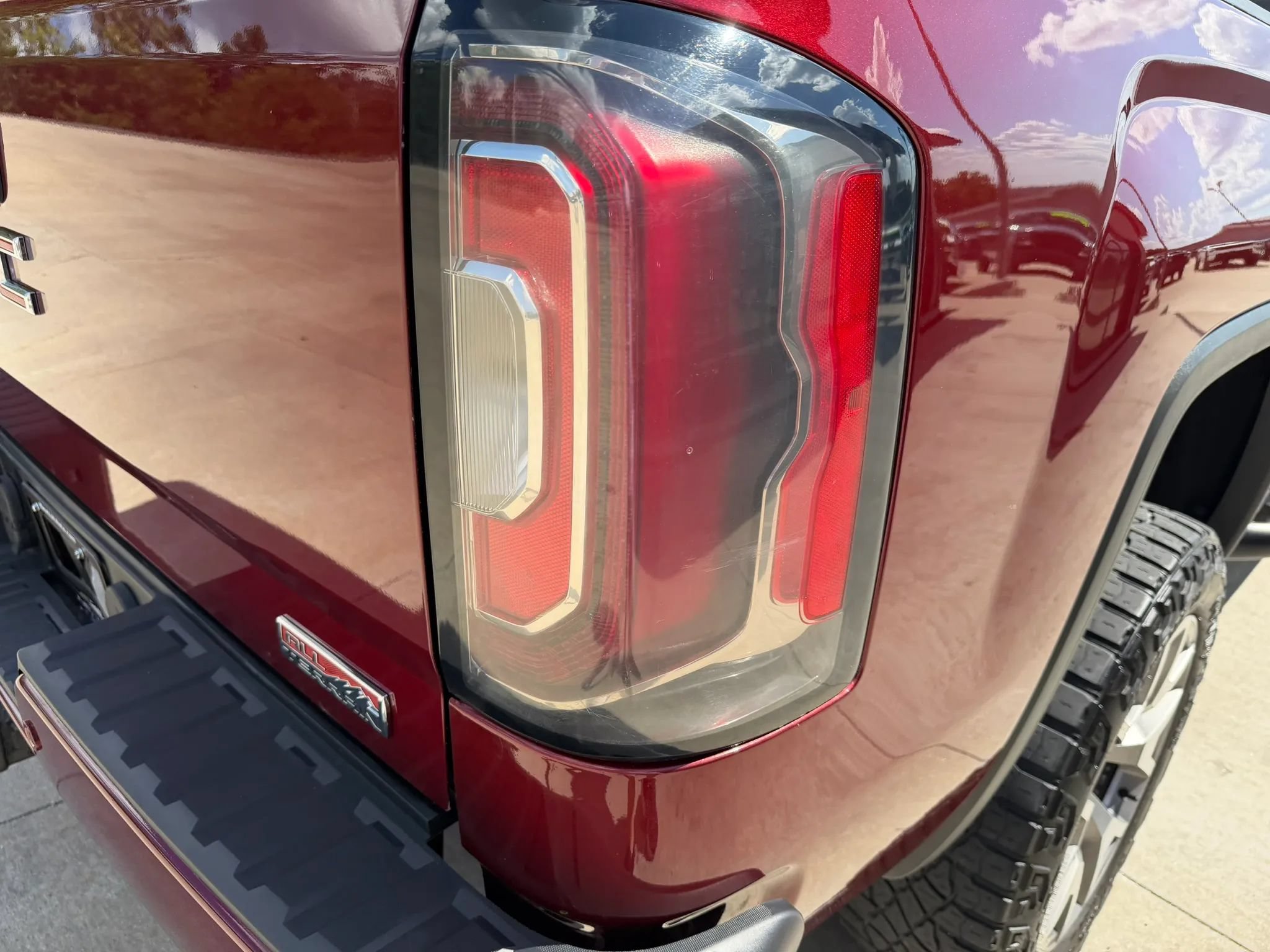 Used 2017 GMC Sierra 1500 SLT AWD/4WD image 60