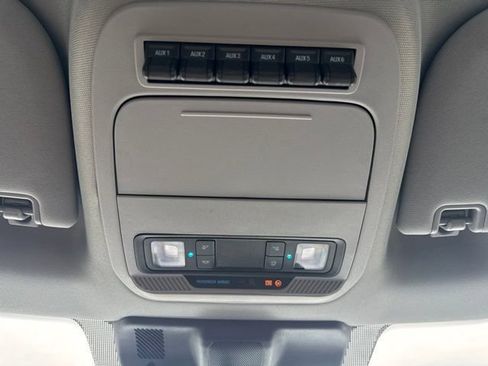Used 2025 Ford F250 XLT w/ FX4 Off-Road Package AWD/4WD image 42