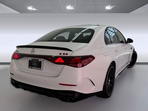 New 2026 Mercedes-Benz E 53 AMG e 4MATIC Sedan image 6