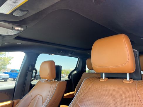 Used 2022 Chrysler Pacifica Pinnacle FWD image 31