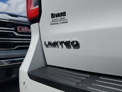 Used 2024 Ford Expedition Limited RWD image 8