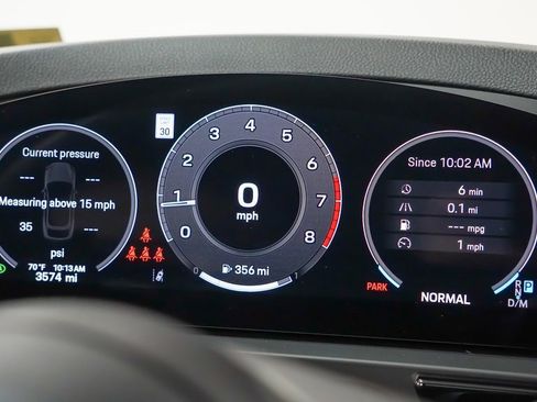 Certified 2025 Porsche Cayenne Coupe image 26