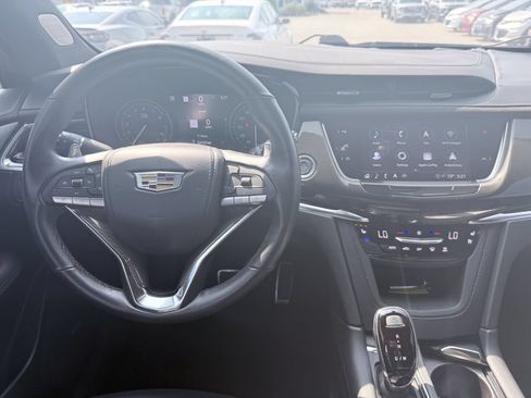 Used 2024 Cadillac XT6 Sport w/ Platinum Package AWD/4WD image 10