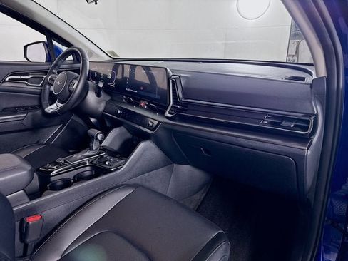 Certified 2023 Kia Sportage EX AWD/4WD image 28