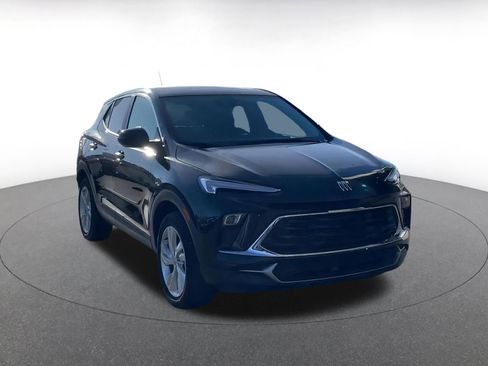 Used 2025 Buick Encore GX Preferred image 3