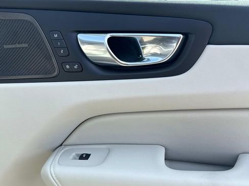 New 2026 Volvo XC60 T8 Ultra w/ Protection Package Premier image 19