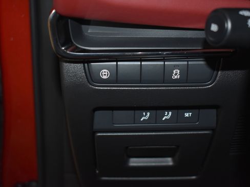 Used 2020 MAZDA MAZDA3 Hatchback w/ Premium Package image 16