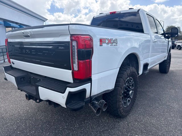 Used 2025 Ford F250 Platinum AWD/4WD image 5