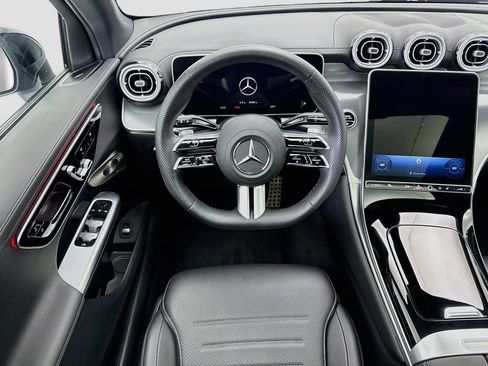 Certified 2026 Mercedes-Benz GLC 300 image 10
